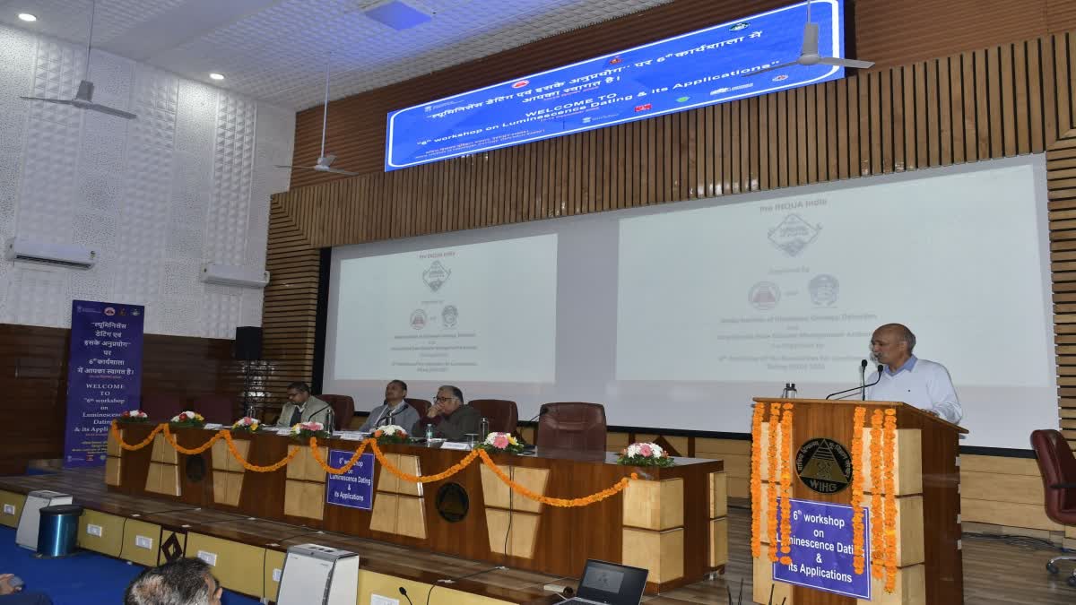 Luminescence dating technique 