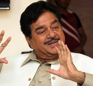 21shatrughan-sinha1