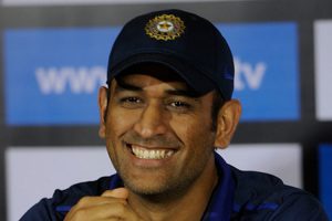 Dhoni-1457083503