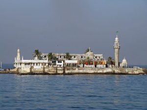 haji-ali-mosque-in-mumbai-india-01