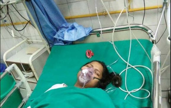 ICU में एडमिट नर्स फातिमा