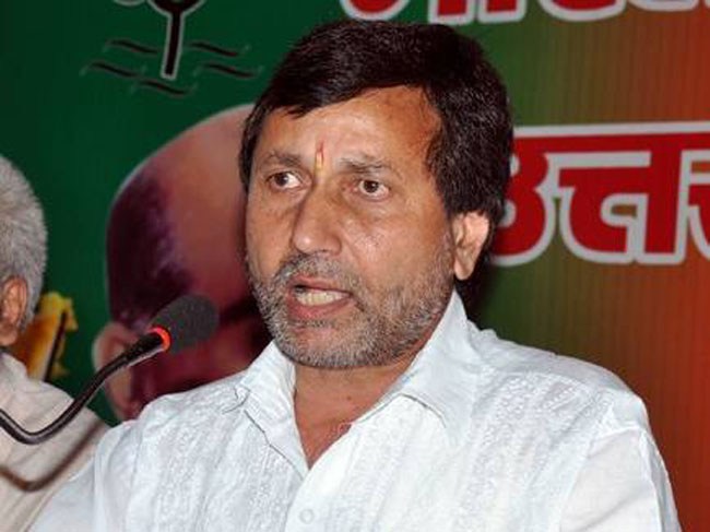 पेयजल मंत्री प्रकाश पंत