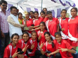 tanakpur-hockey-winners_1475000030