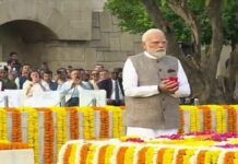 156वीं जयंती पर बापू को किया नमन, शास्त्री जी को भी दी श्रद्धांजलि