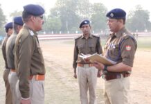 अनुशासन की सीख देने मैदान में उतरे दून पुलिस कप्तान, परखी जवानों की फिजिकल फिटनेस