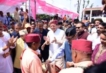 जौनसार बावर लोक सांस्कृतिक महोत्सव में पहुंचे सीएम धामी, स्थानीय लोगों ने किया जोरदार स्वागत