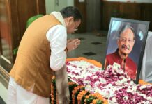 गैरसैंण में CM धामी ने पूर्व CM बीसी खंडूड़ी को दी श्रद्धांजलि, देशसेवा और सुशासन को किया याद