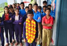 सीमांत गांव पासम से निकला नवोदय का सितारा, खीम चंद ने मेहनत के दम पर रचा सफलता का नया इतिहास