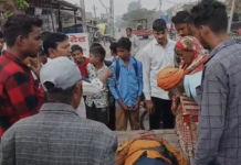 यहां आमने-सामने से हुई दो बाईकों की भिड़ंत, हादसे में दो व्यक्ति घायल