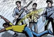 करवाचौथ पर प्रमिका का व्रत खुलवाने पहुंचा था प्रेमी, गांव वालों ने पकड़कर कर दी धुनाई MARPEET