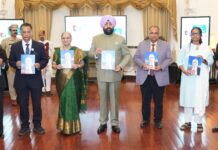 राज्यपाल ने इक्फाई विश्वविद्यालय के संस्थापक एन. जे. यासस्वी पर आधारित पुस्तक ‘फर्स्ट फॉरएवर’ का किया लोकार्पण l