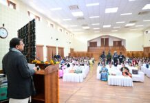 प्रधानमंत्री के मार्गदर्शन में राज्य सरकार कर रही मातृशक्ति के कल्याण के लिए समर्पित होकर कार्य- धामी