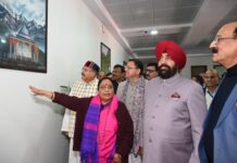 भराड़ीसैंण विधानसभा भवन में उत्तराखण्ड की संस्कृति एवं लोककला की फोटो गैलरी का अवलोकन,