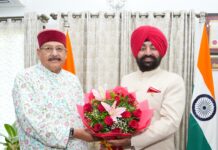 कैबिनेट मंत्री सतपाल महाराज ने राज्यपाल लेफ्टिनेंट जनरल गुरमीत सिंह से की शिष्टाचार भेंट…