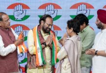 2027 चुनाव से पहले BJP को बड़ा झटका! जुबिन नौटियाल के पिता रामशरण ने थामा कांग्रेस का हाथ