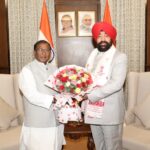 असम दौरे पर उत्तराखंड के राज्यपाल गुरमीत सिंह, असम के राज्यपाल से की शिष्टाचार भेेंट