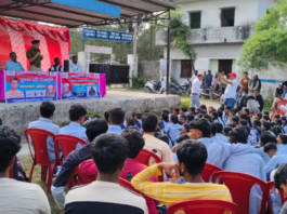 लौह पुरूष की जयंती पर दून पुलिस की पाठशाला, लोगों को दी साइबर अपराधों की जानकारी