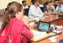 मंत्री रेखा आर्या ने “आंगन का मिलन”कार्यक्रम की कि समीक्षा, अधिकारियो को दिए आवश्यक दिशा निर्देश