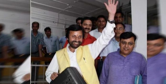 वित्त मंत्री प्रकाश पन्त