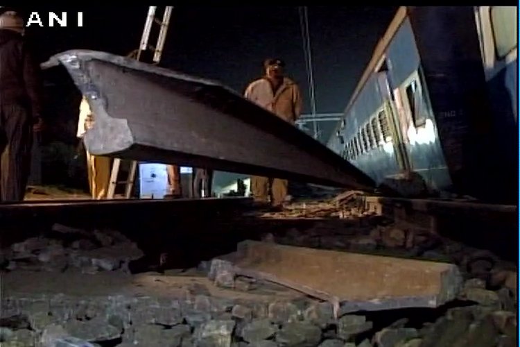 फिर रेल हादसा,32 की मौत! साजिश की आशंका