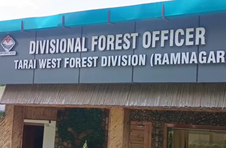 तराई पश्चिमी के फाटो और हाथीडंगर पर्यटन जोन को खोलने की मांग, कारोबारियों ने डीएफओ का किया घेराव ramnagar